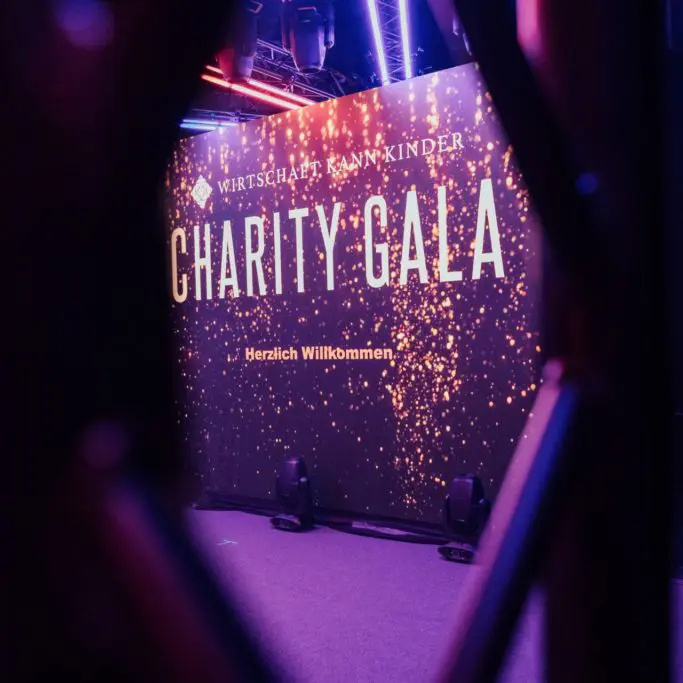 WKKGala2023-6742-1-683x683